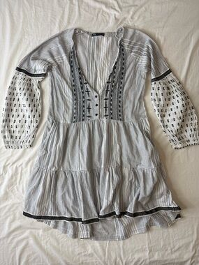Zara XS White Black Embroidered Boho Mini Dress Peasant Puff Sleeve Tiered